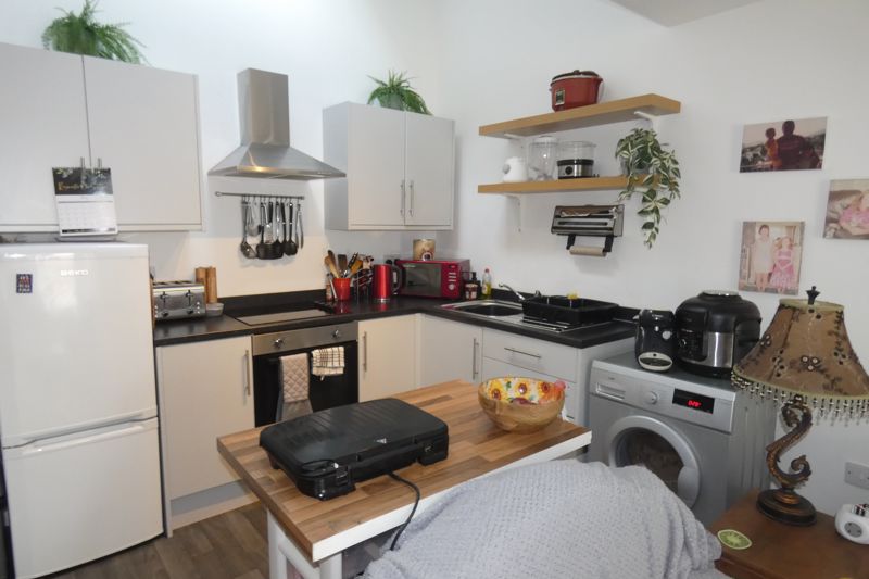 Annex Kitchen- click for photo gallery